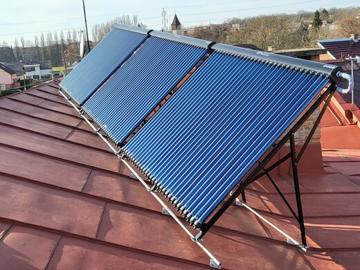 termický solární ohřev vody s přitápěním
